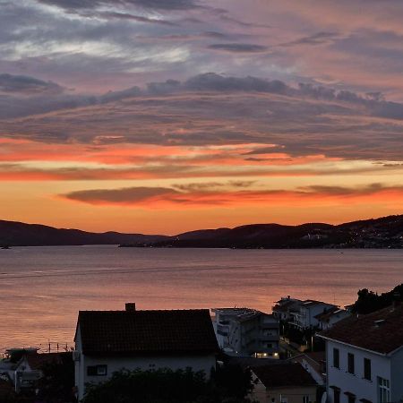 Apartmani Island Trogir Bagian luar foto