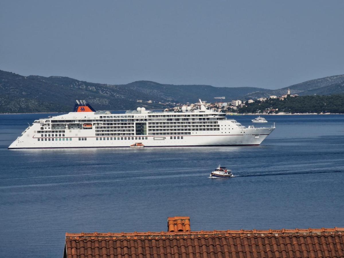 Apartmani Island Trogir Bagian luar foto