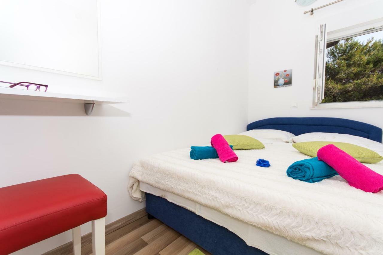 Apartmani Island Trogir Bagian luar foto