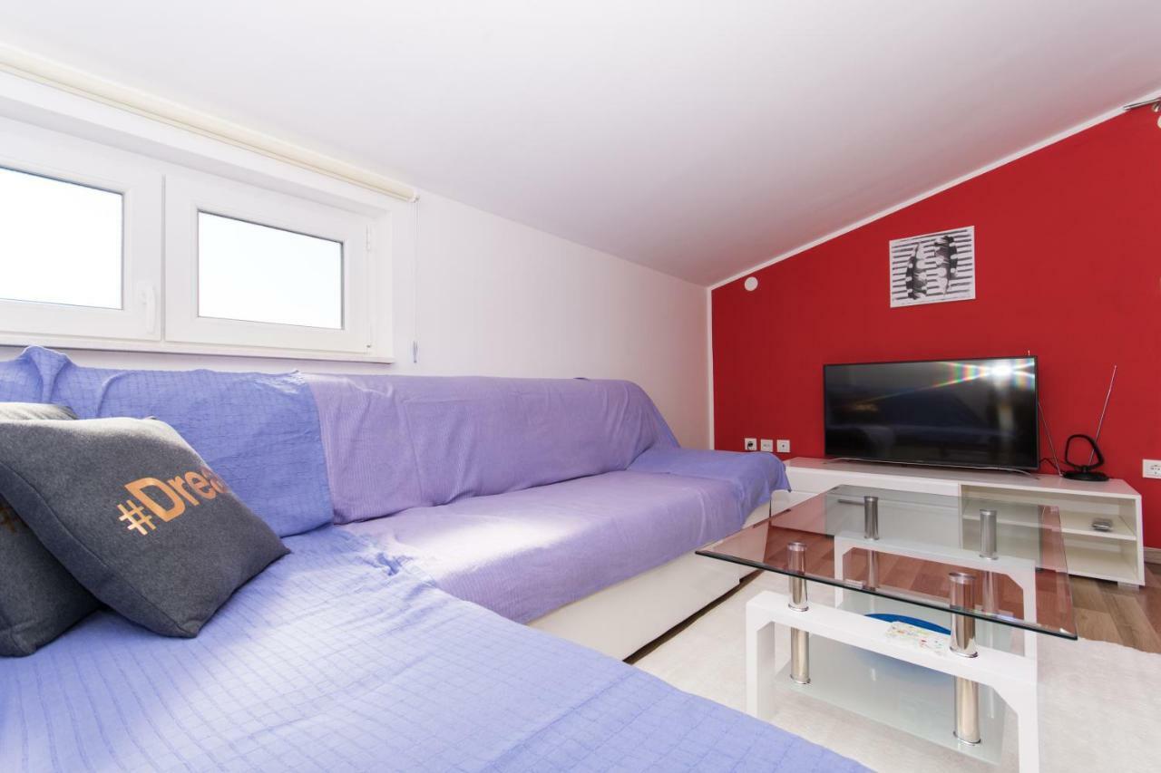 Apartmani Island Trogir Bagian luar foto