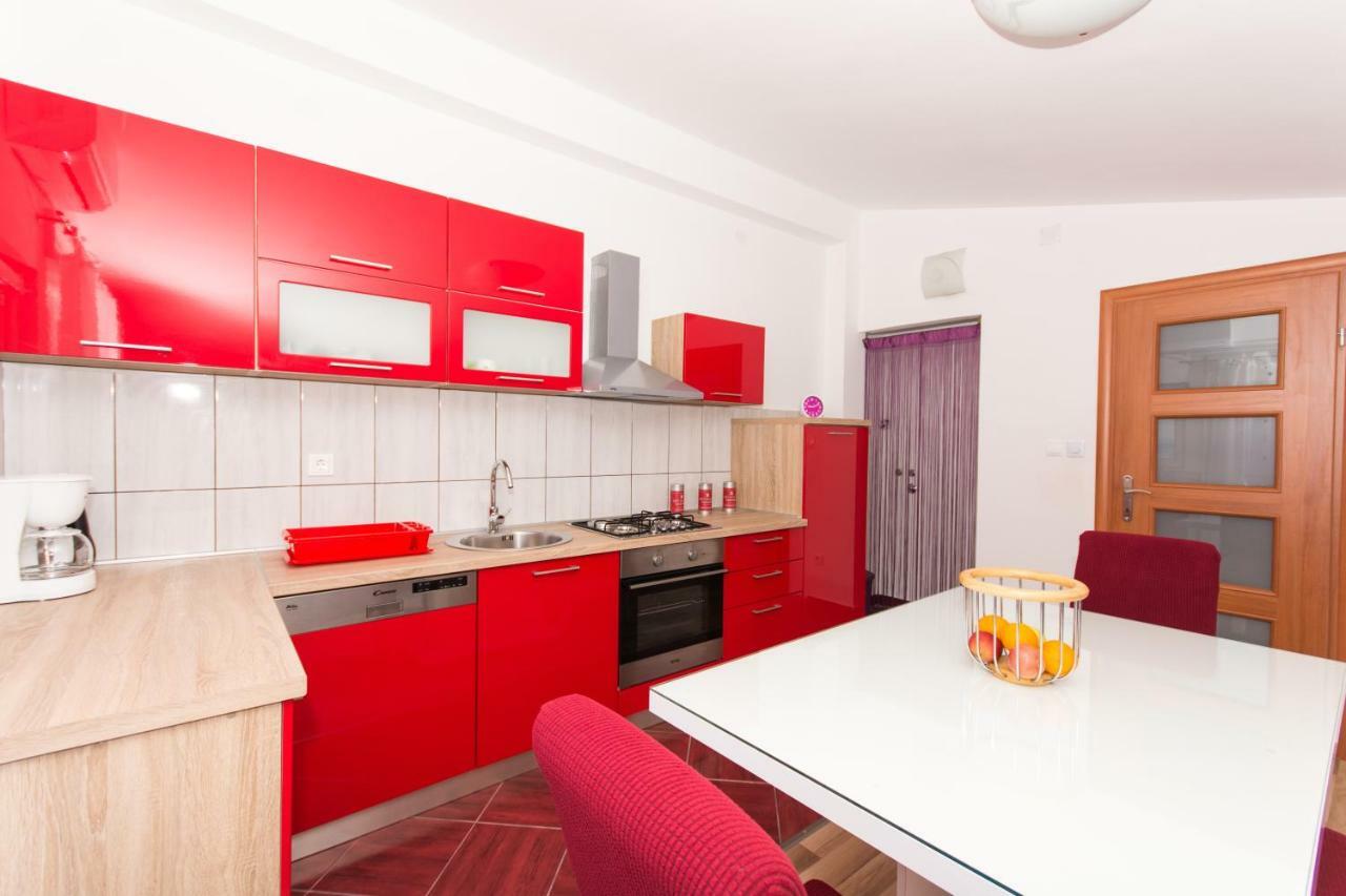 Apartmani Island Trogir Bagian luar foto