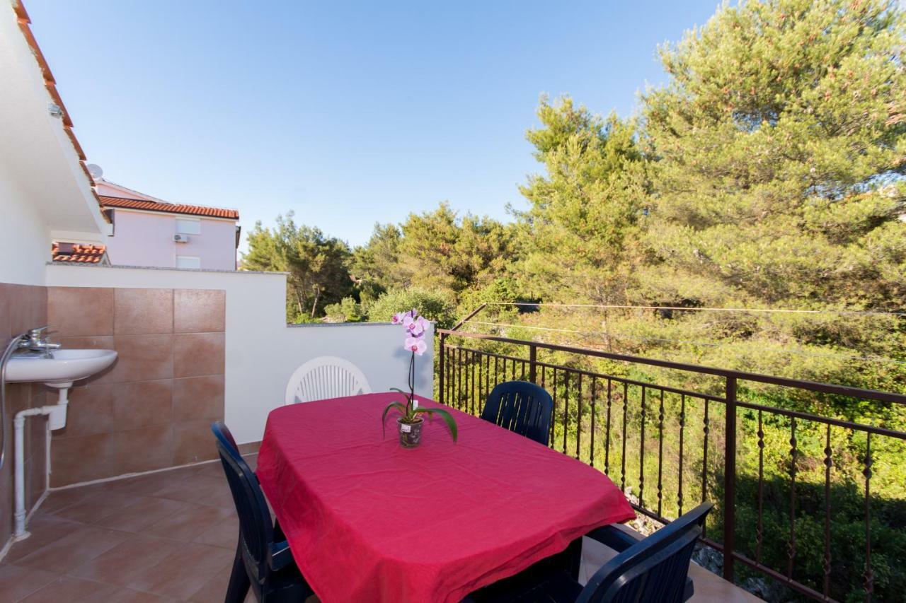 Apartmani Island Trogir Bagian luar foto