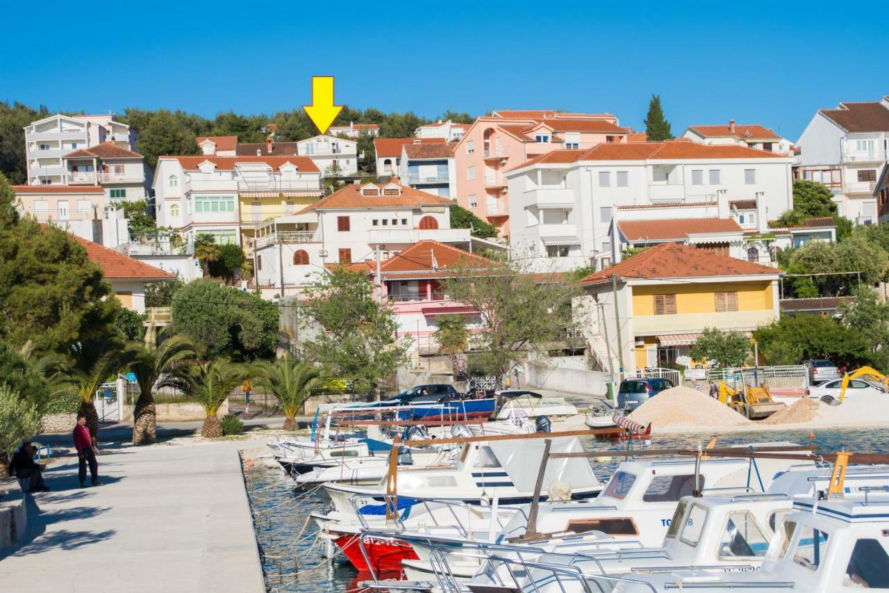 Apartmani Island Trogir Bagian luar foto