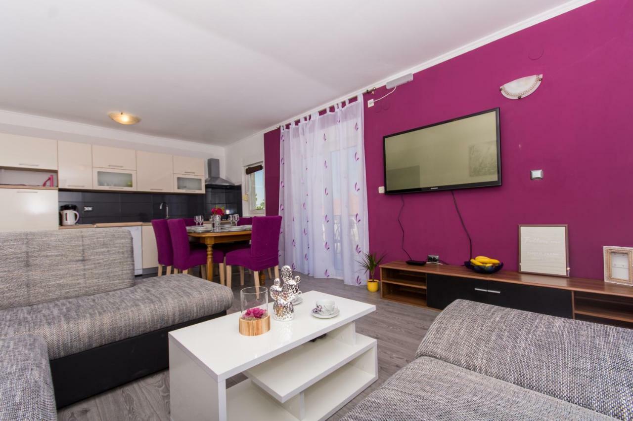 Apartmani Island Trogir Bagian luar foto